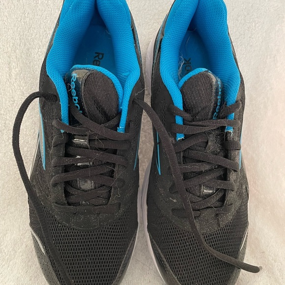 Redbox ladies runners - Picture 2 of 2